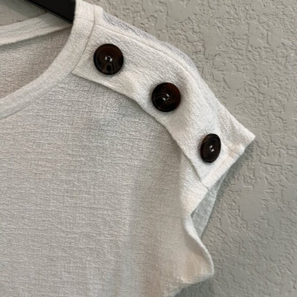 Lavish Botique knit white top in Small - Picture 3 of 9